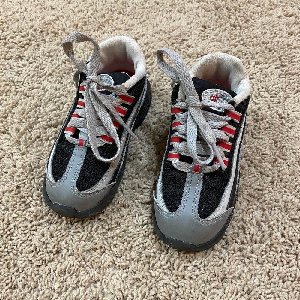 Toddler Nike air max size 9